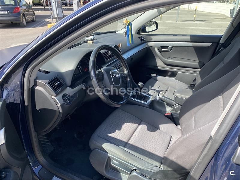 Usado Audi A4 205 CV (150 kW) 2005 Azul Familiar