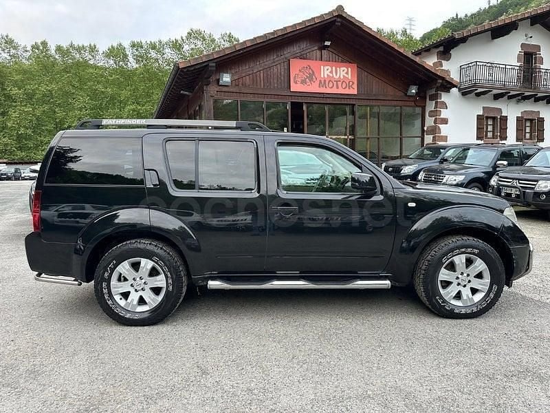 Usado Nissan Pathfinder 174 HP (127 kW) 2006 Preto SUV
