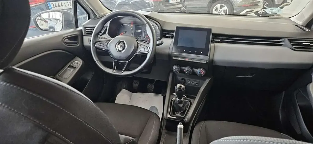 Usado Renault Clio Business 67 CV (49 kW) 2021 Blanco Utilitario