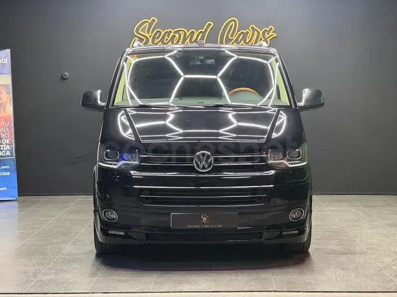 Usado VW Multivan Highline 180 CV (132 kW) 2014 Negro Monovolumen