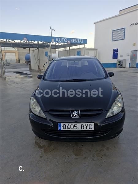 Usado Peugeot 307 110 CV (80 kW) 2002 Negro Berlina