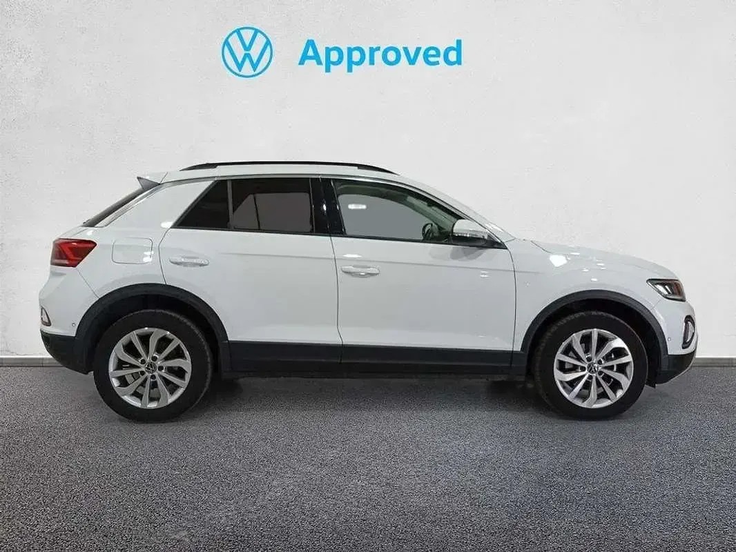 Usado VW T-Roc Life 116 CV (85 kW) 2023 Blanco SUV