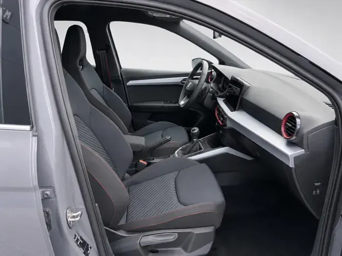 Usado Seat Arona FR 115 CV (84 kW) 2025 Gris SUV