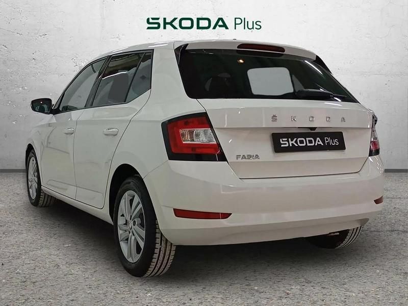 Usado Skoda Fabia Ambition 95 CV (69 kW) 2021