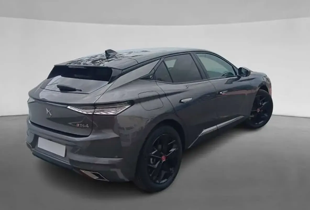 Usado DS Automobiles DS4 Performance 132 CV (97 kW) 2022 Gris SUV