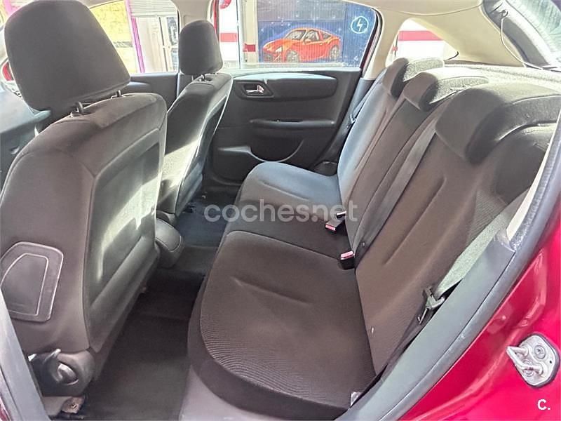 Usado Citroën C4 Exclusive 120 CV (88 kW) 2010 Rojo Berlina