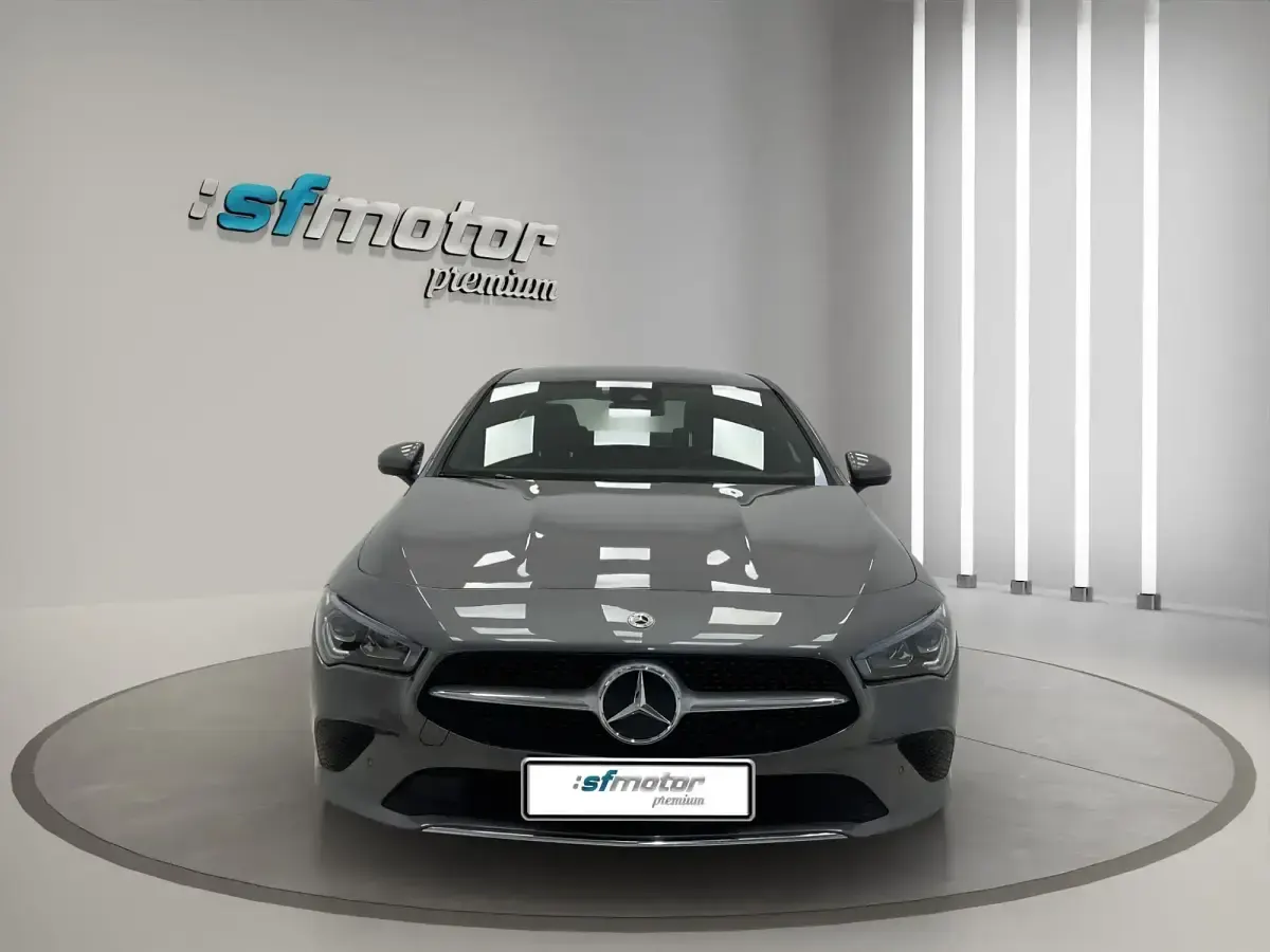 Usado Mercedes CLA200 150 CV (110 kW) 2022 Gris Berlina