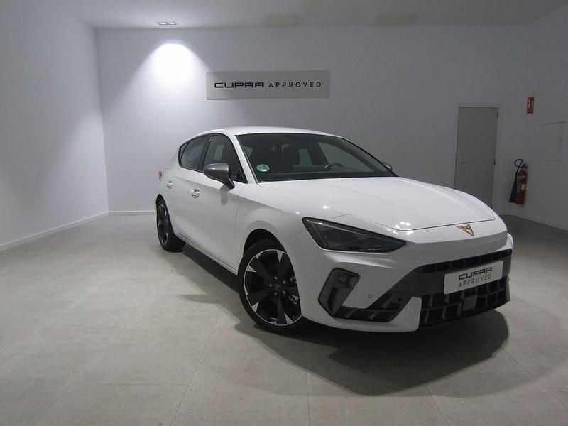 Blanco Usado 2024 Cupra Leon Coupe | 27.990 € (Precio justo) - Imagen 1/4