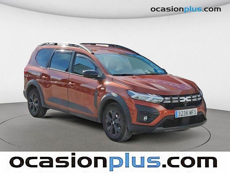 Usado Dacia Jogger Extreme 101 CV (74 kW) 2023 Marrón Monovolumen