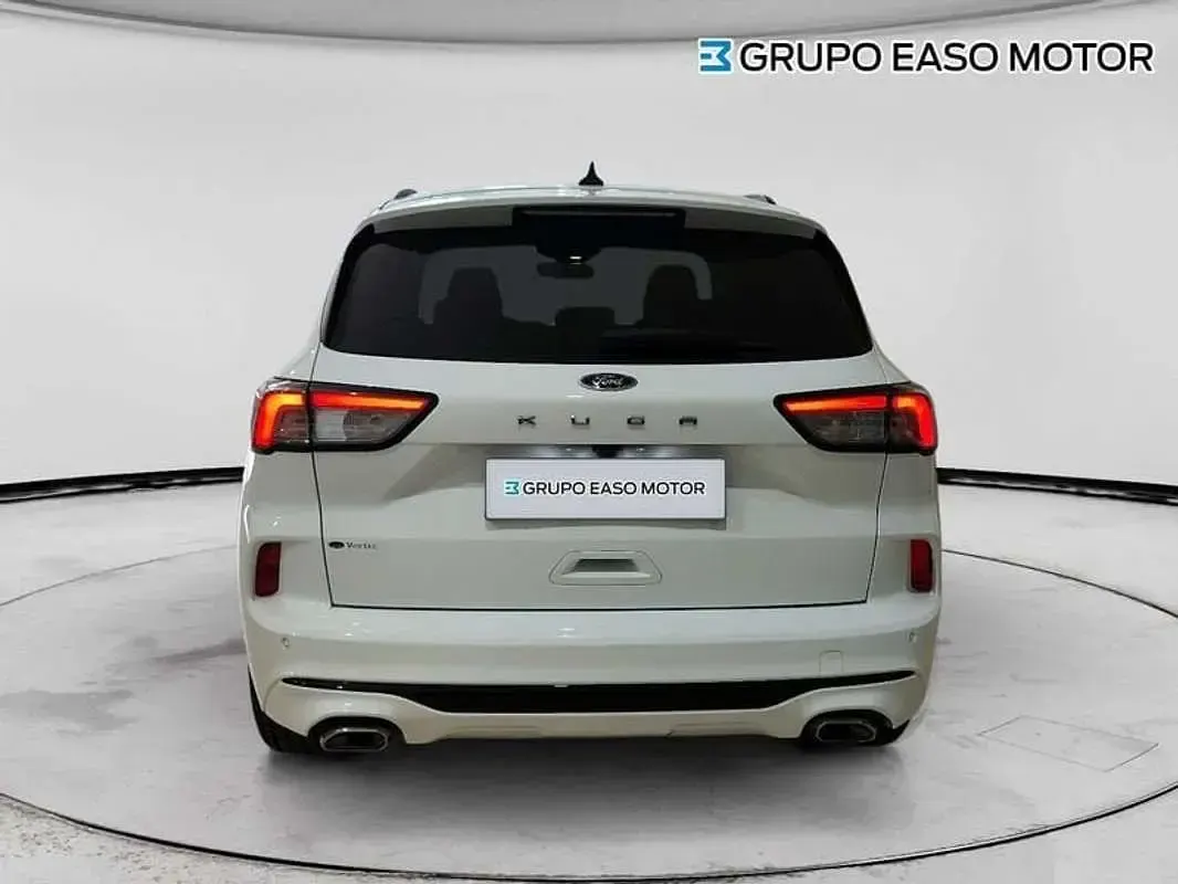 Usado Ford Kuga ST-Line 120 CV (88 kW) 2022 Blanco SUV