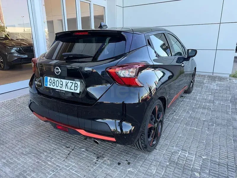 Usado Nissan Micra 117 CV (86 kW) 2019 Negro Utilitario