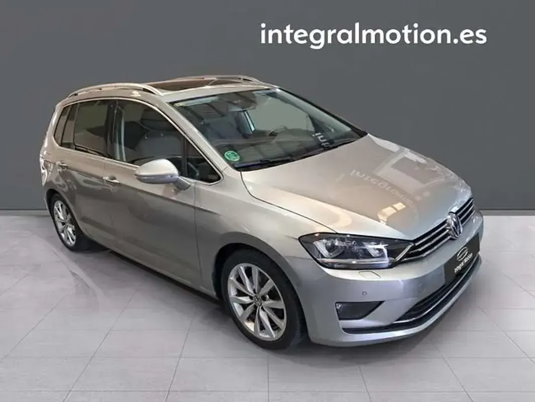 Usado VW Golf VII Sport 150 CV (110 kW) 2015 Gris Utilitario