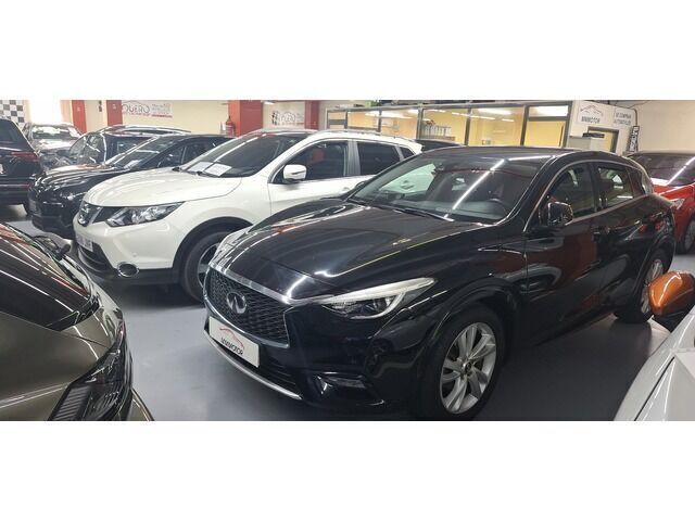 Negro Usado 2018 Infiniti Q30 Premium Utilitario | 17.900 € (Un poco caro) - Imagen 1/1