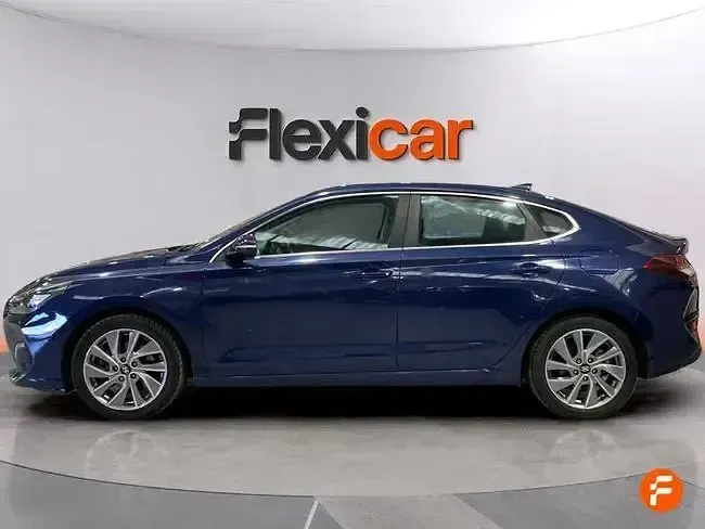 Usado Hyundai i30 Style 140 CV (102 kW) 2018 Azul Berlina