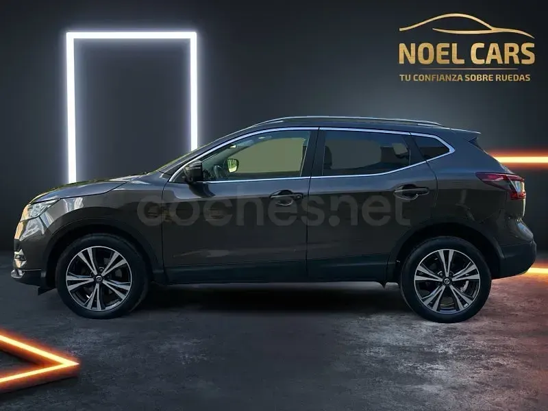 Usado Nissan Qashqai 130 CV (95 kW) 2017 Granate SUV