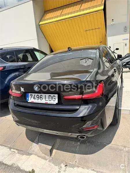 Usado BMW 318 150 CV (110 kW) 2019 Negro Berlina