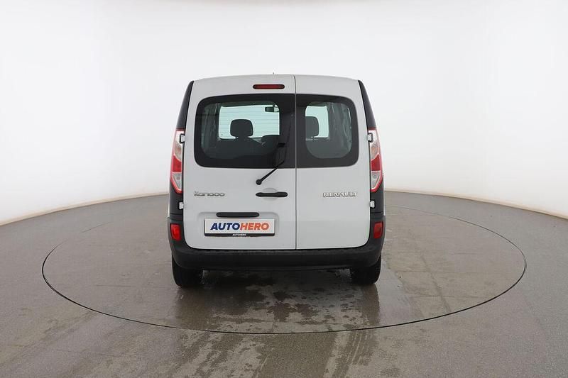 Usado Renault Kangoo 116 CV (85 kW) 2021 Blanco Monovolumen