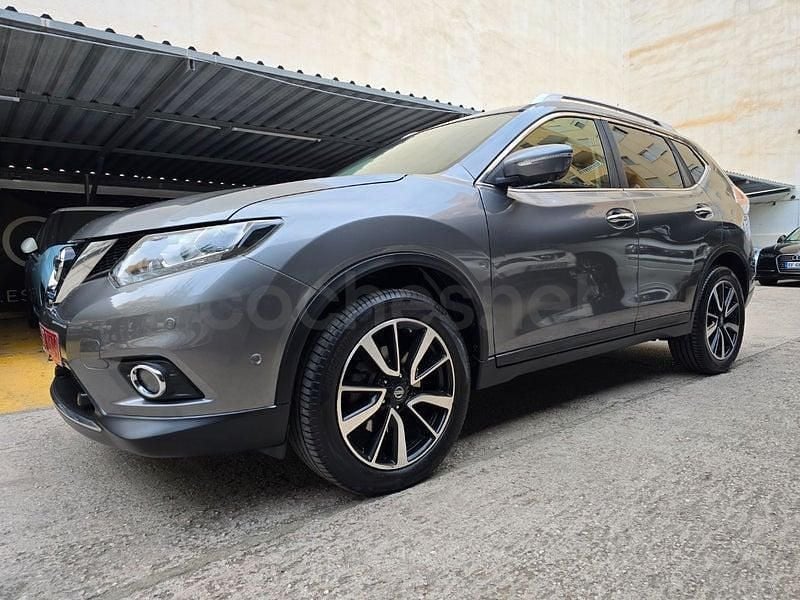 Usado Nissan X-Trail Tekna 130 CV (95 kW) 2017 Gris / plata SUV