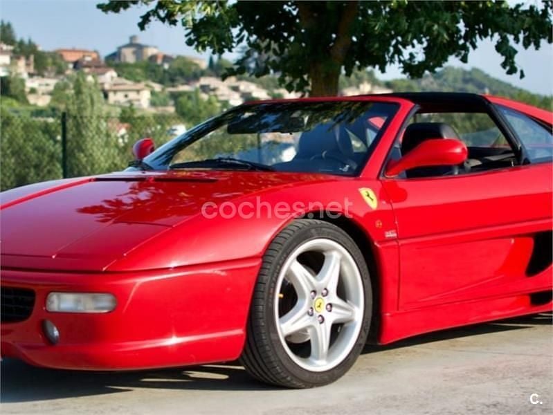 Usado Ferrari F355 380 CV (279 kW) 1995 Rojo Coupe