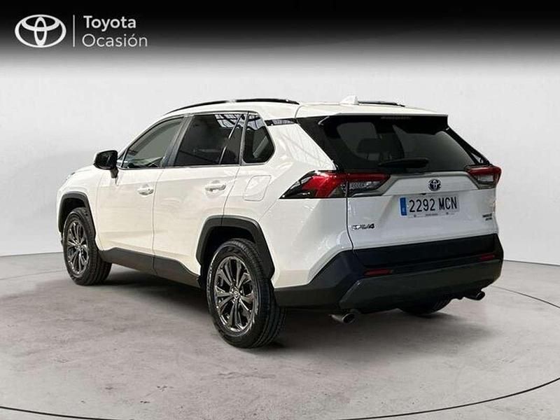 Usado Toyota RAV4 Hybrid Advance 222 CV (163 kW) 2022 Blanco SUV