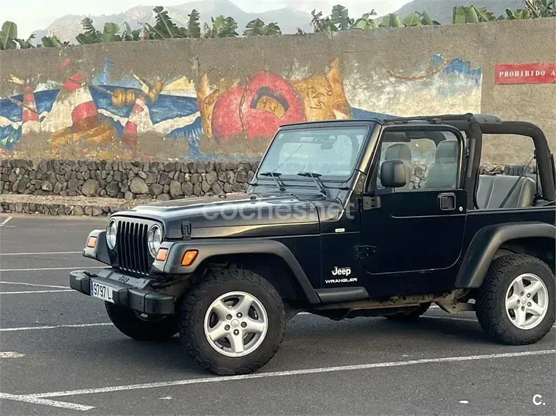 Usado Jeep Wrangler 143 CV (105 kW) 2004 Negro SUV