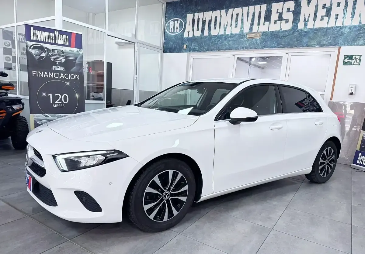 Usado Mercedes A180 116 CV (85 kW) 2022 Blanco Berlina