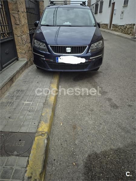 Usado Seat Alhambra 4Drive 140 CV (102 kW) 2012 Azul Monovolumen