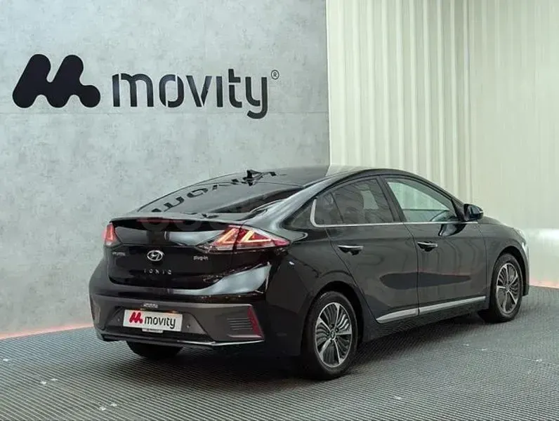 Usado Hyundai Ioniq 141 CV (103 kW) 2021 Negro Utilitario