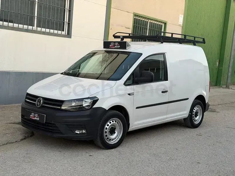 Usado VW Caddy Beach 102 CV (75 kW) 2020 Blanco Monovolumen