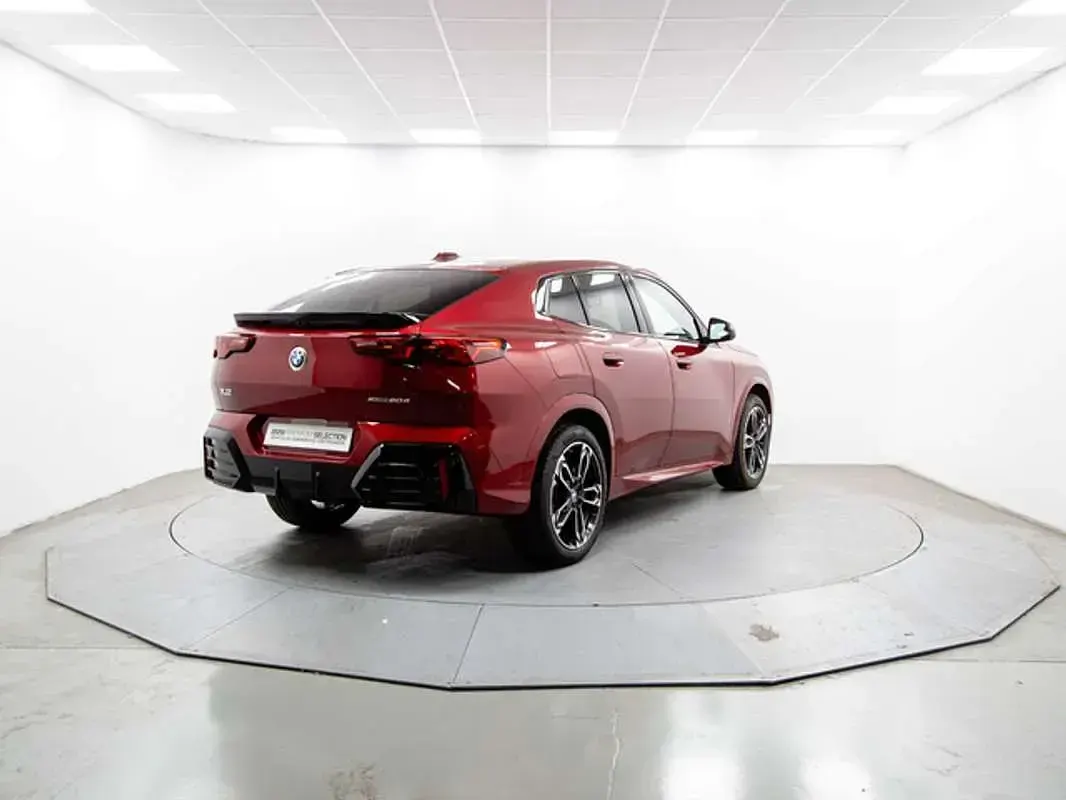 Usado BMW X2 163 CV (119 kW) 2026 Rojo SUV