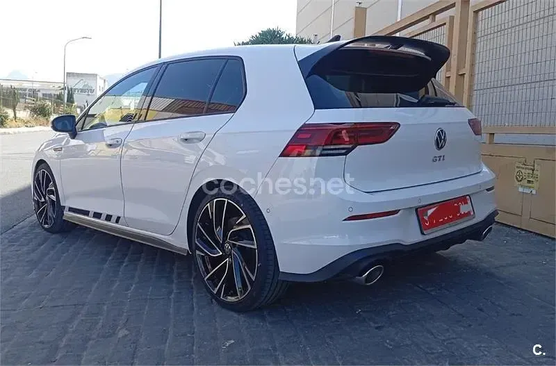 Usado VW Golf VIII GTI Clubsport 301 CV (221 kW) 2023 Blanco Berlina