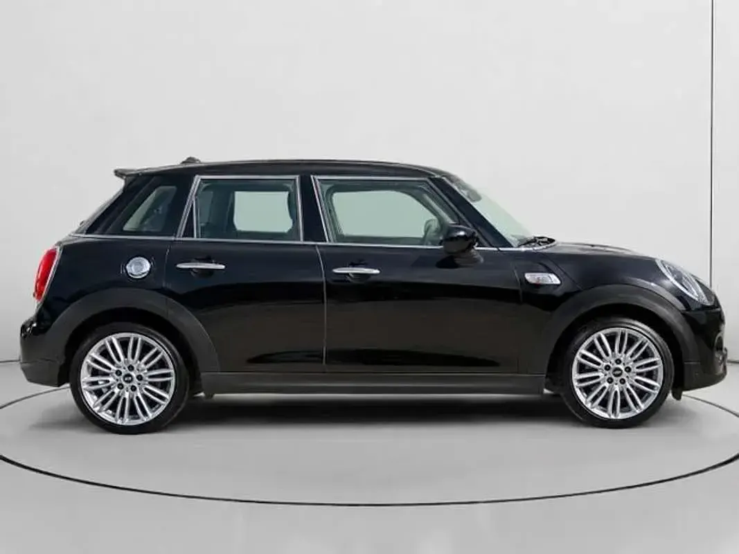 Usado Mini Cooper S 178 CV (130 kW) 2023 Negro Utilitario