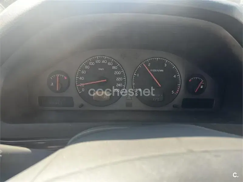 Usado Volvo S80 140 CV (102 kW) 2000 Gris / plata Berlina