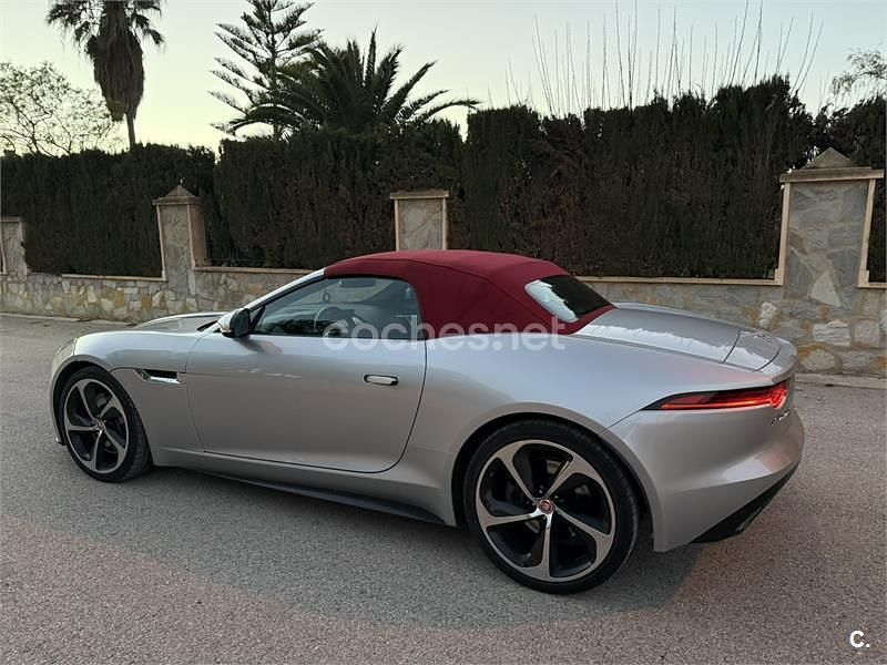 Usado Jaguar F-Type R-Dynamic 340 CV (250 kW) 2017 Gris / plata Descapotable