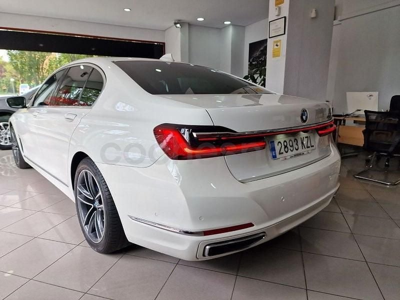 Usado BMW 745e Sport Line 394 CV (289 kW) 2019 Blanco Berlina