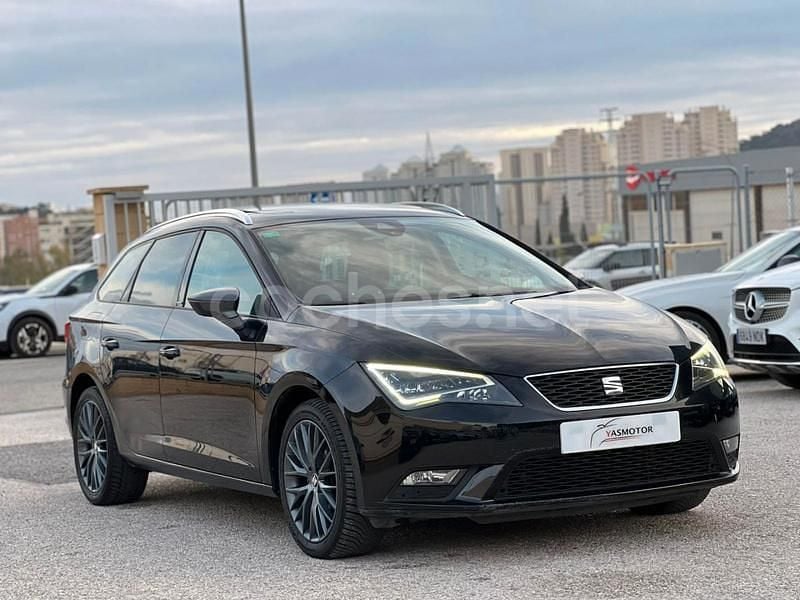 Negro Usado 2016 Seat Leon CONNECT Familiar | 9990 € (Precio justo) - Imagen 1/4