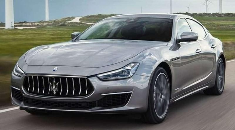 Usado Maserati Quattroporte 581 CV (427 kW) 2021 Gris Berlina