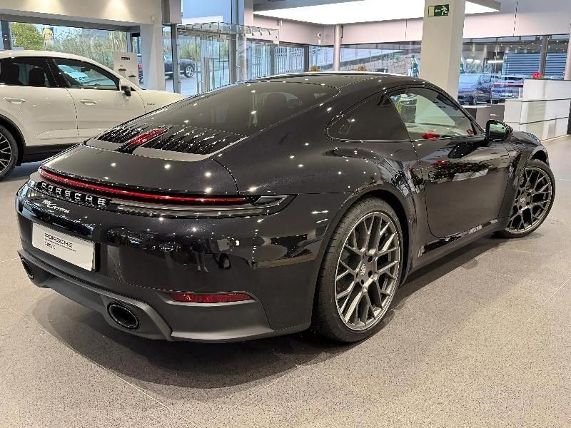 Nuevo Porsche 911 Carrera 394 CV (289 kW) 2025 Negro