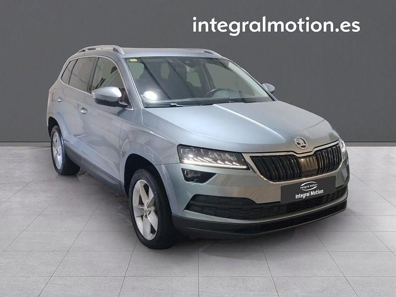 Usado Skoda Karoq Ambition 115 CV (84 kW) 2018 Gris SUV