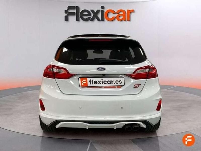 Usado Ford Fiesta ST 200 CV (147 kW) 2021 Blanco Utilitario