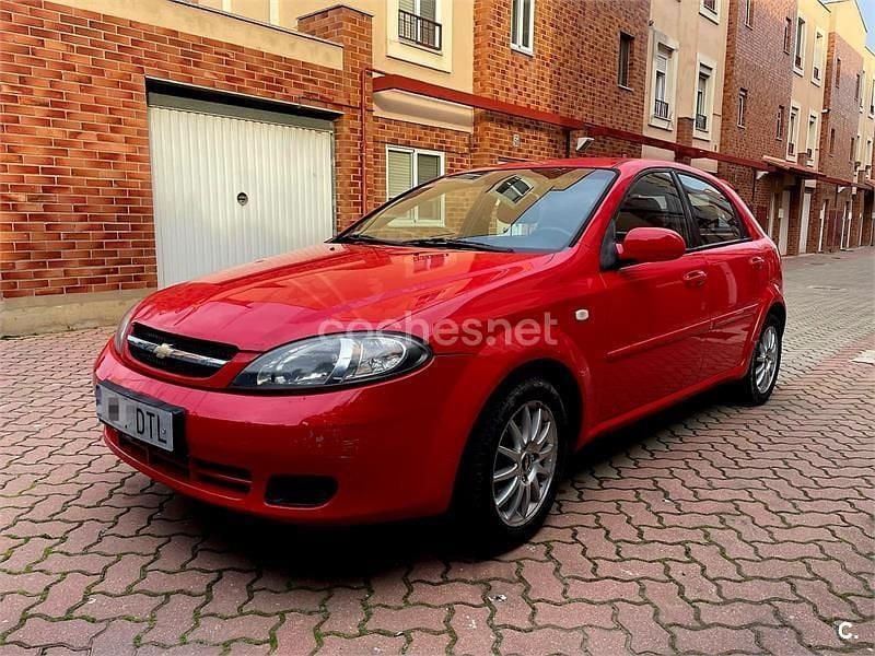 Usado Chevrolet Lacetti CDX 109 CV (80 kW) 2005 Rojo Berlina