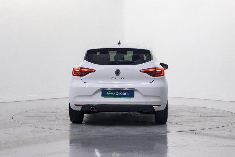 Usado Renault Clio V Techno 100 CV (73 kW) 2023 Blanco Berlina