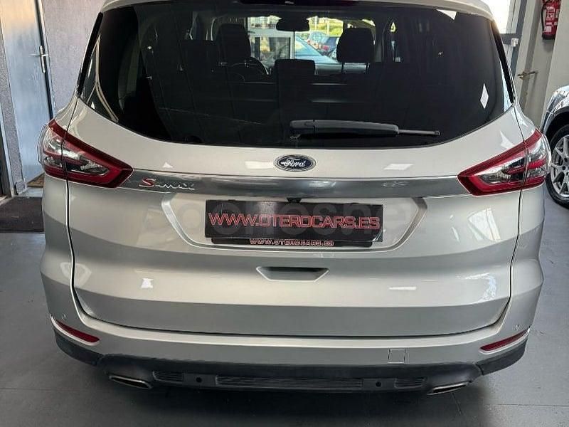 Usado Ford S-MAX Titanium 180 CV (132 kW) 2017 Gris / plata Monovolumen