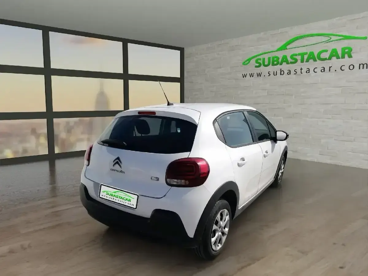 Usado Citroën C3 Live 100 CV (73 kW) 2022 Blanco Utilitario