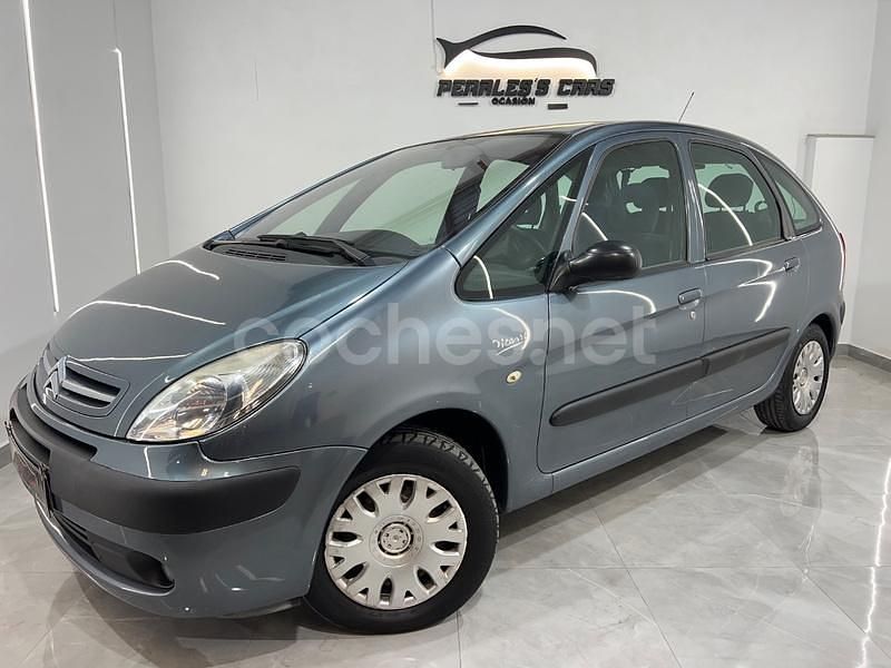 Gris / plata Usado 2007 Citroën Xsara Picasso Monovolumen | 4490 € (Precio justo) - Imagen 1/4
