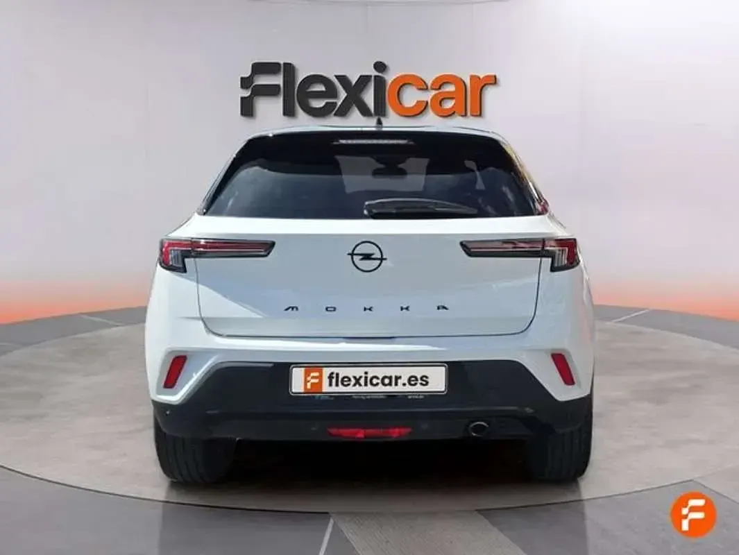 Usado Opel Mokka GS Line 110 CV (80 kW) 2021 Blanco SUV