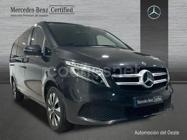 Usado Mercedes V220 Avantgarde 163 CV (119 kW) 2022 Gris / plata Monovolumen