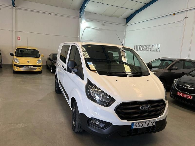 Usado Ford Transit Custom Trend 105 CV (77 kW) 2019 Blanco Familiar