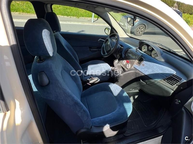 Usado Lancia Ypsilon 70 CV (51 kW) 2006 Blanco Utilitario