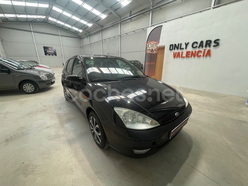 Negro Usado 2004 Ford Focus Trend Berlina | 3290 € (Un poco caro) - Imagen 1/4